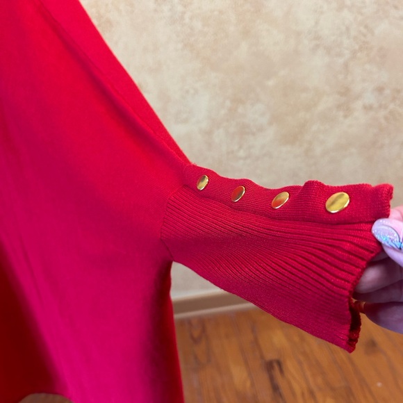 Light weight red NEW bat wing sweater top - Picture 3 of 5